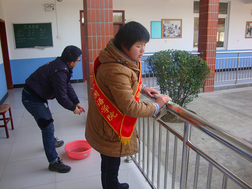 传递冬日温暖，共建和谐敬老院——MK体育“和风志愿服务团”赴马鞍山敬老院开展义务劳动